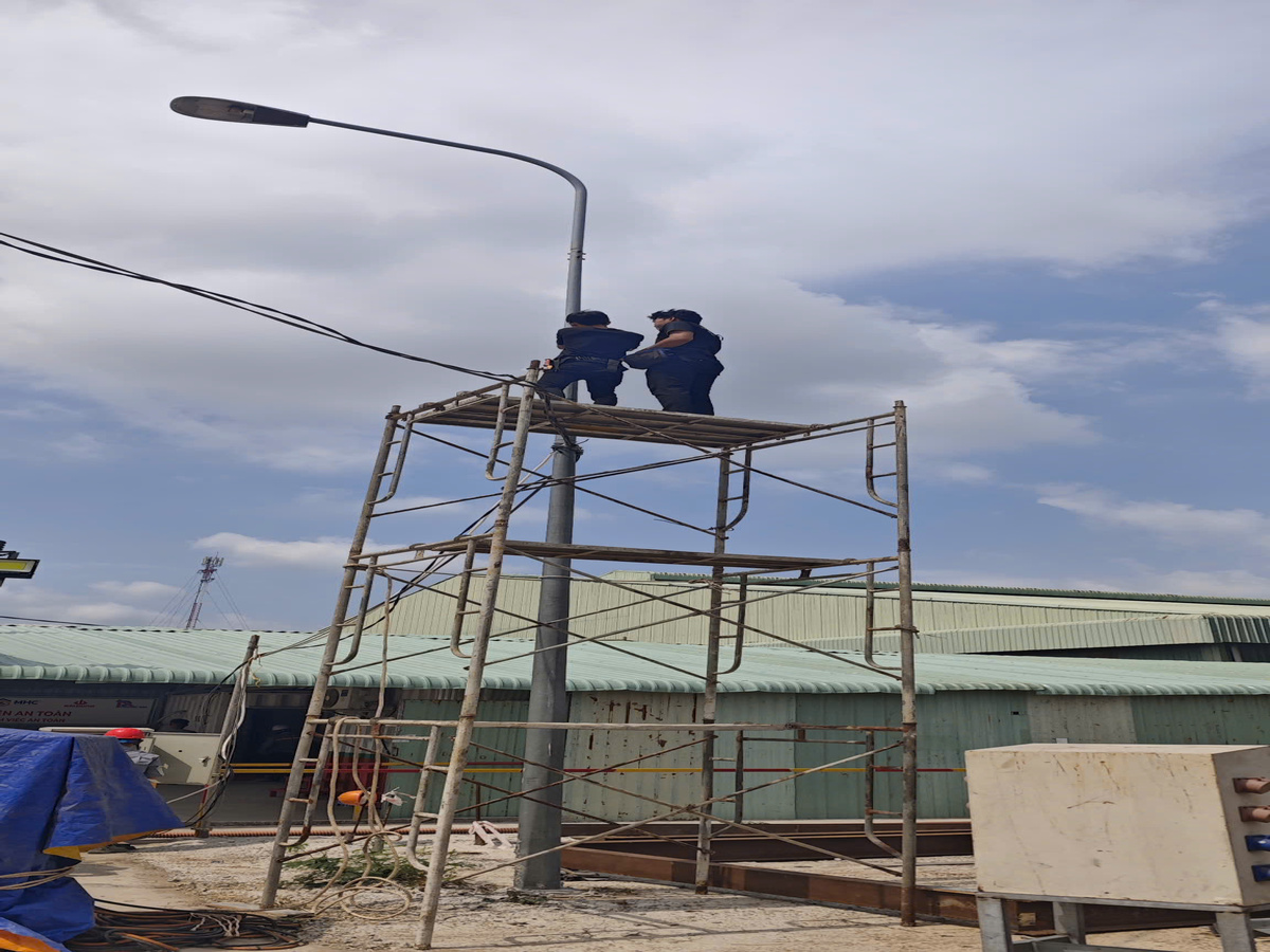 Hình ảnh - Camera Giám Sát Công Trình Kho Xăng Dầu