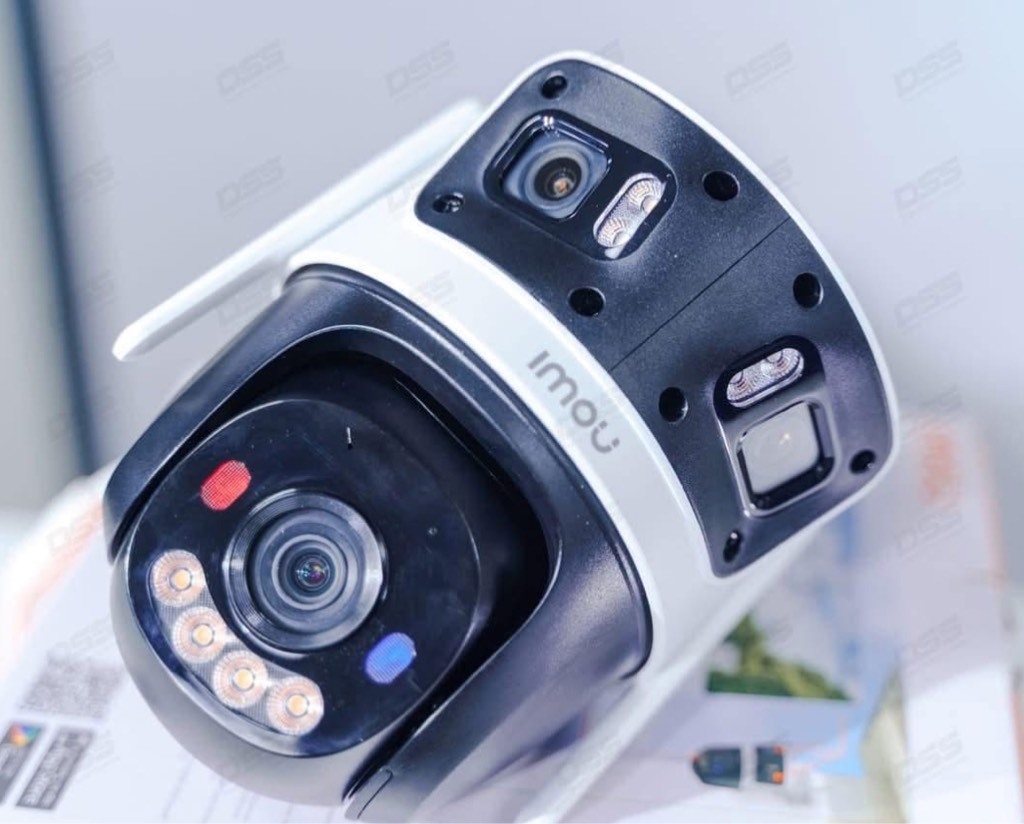 Camera 3 Ống kính Ngoài trời IMOU IPC-S7UP-11M0WED 11MP | Ống kính cố định: 3MP, Ống kính quay quét: 5MP | Tầm nhìn ban đêm: 30m | Tích hợp Mic & Loa.